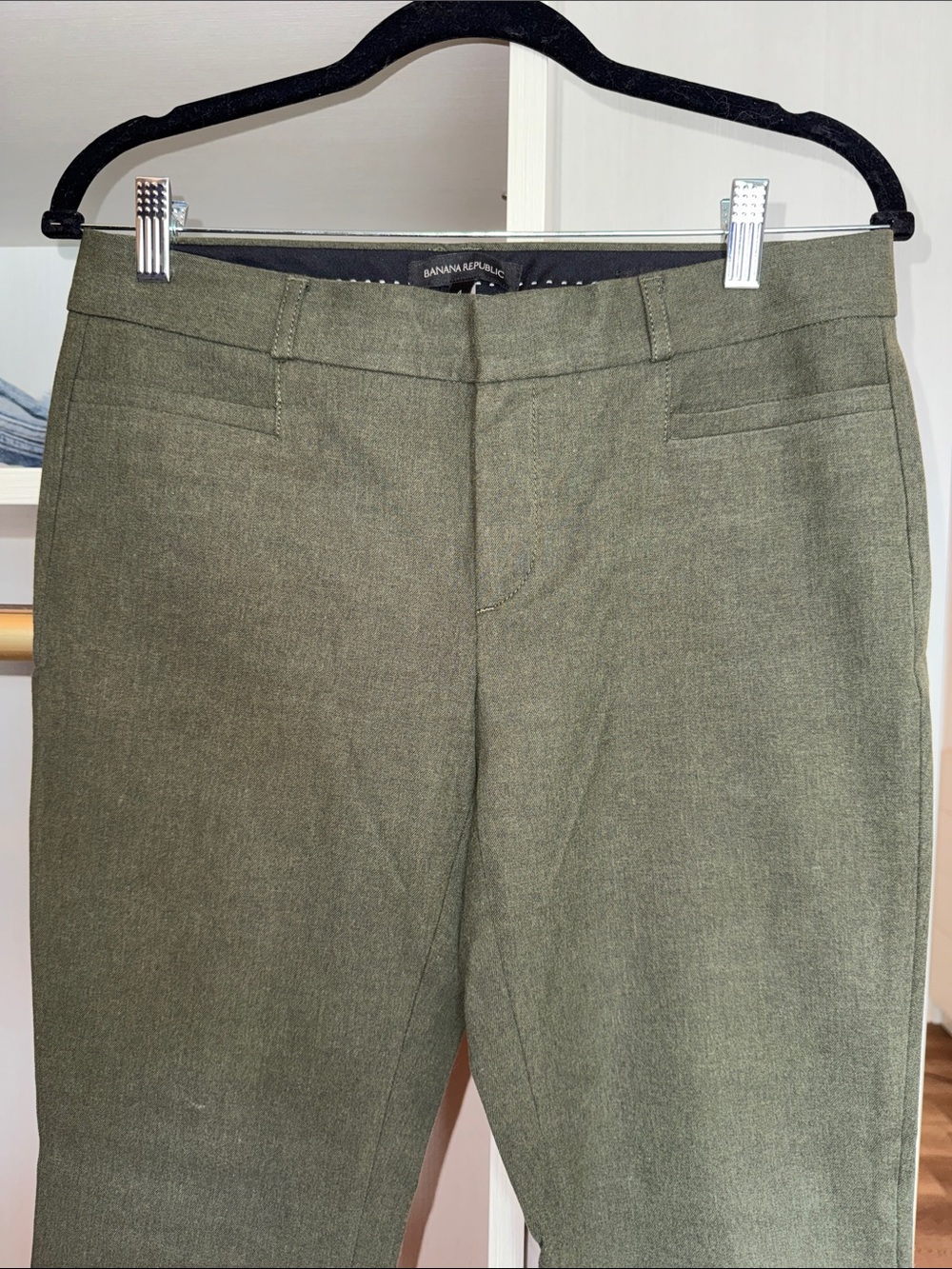 Banana republic size 4 “Sloan” pant awesome classic pant